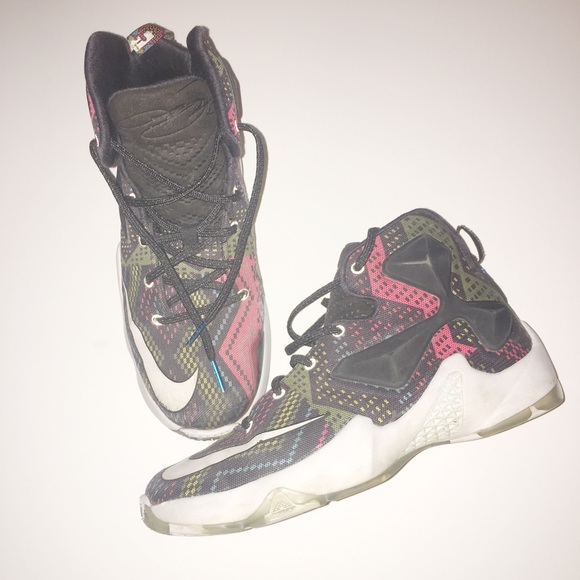 Nike’s 2016 “The Power of One” Sz: 6.5 KIDS - Picture 2 of 8